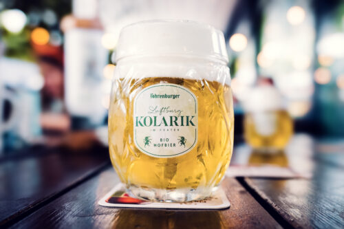 Refreshing beer selection at Luftburg Kolarik, perfect for enjoying with traditional Austrian dishes.