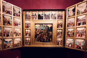 El retablo de Mömpelgard de Heinrich Füllmaurer, altar con tres pares de alas, en la Sala XXX del Museo de Historia del Arte de Viena.