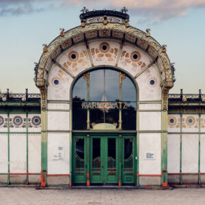 Front view of Otto Wagner Pavillon.