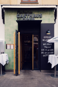 Historic entrance door at Plachutta zur Oper.