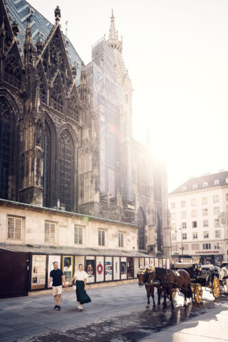 A romantic portrait of Adriana and Mario with St. Stephen's Cathedral in the background.
