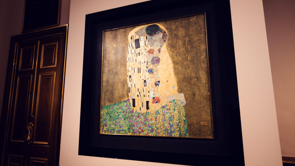 El Beso de Gustav Klimt en El Belvedere.
