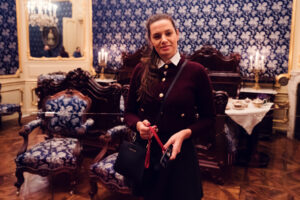 Adriana with audio guide headphones in Schönbrunn Palace (Schloss Schönbrunn).