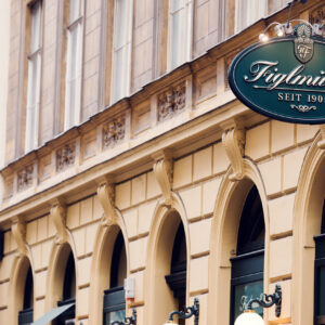 Façade historique du Figlmüller Bäckerstrasse, adresse mythique du Wiener Schnitzel à Vienne.