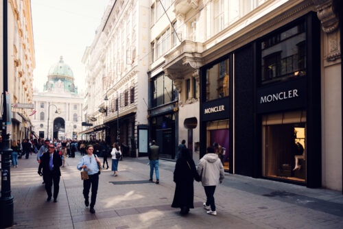 Luxury boutique entrances along Kohlmarkt.