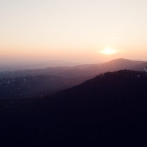Tramonto su Vienna dal punto panoramico del Kahlenberg.