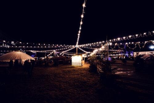 Festive decorations on Karlsplatz Advent.